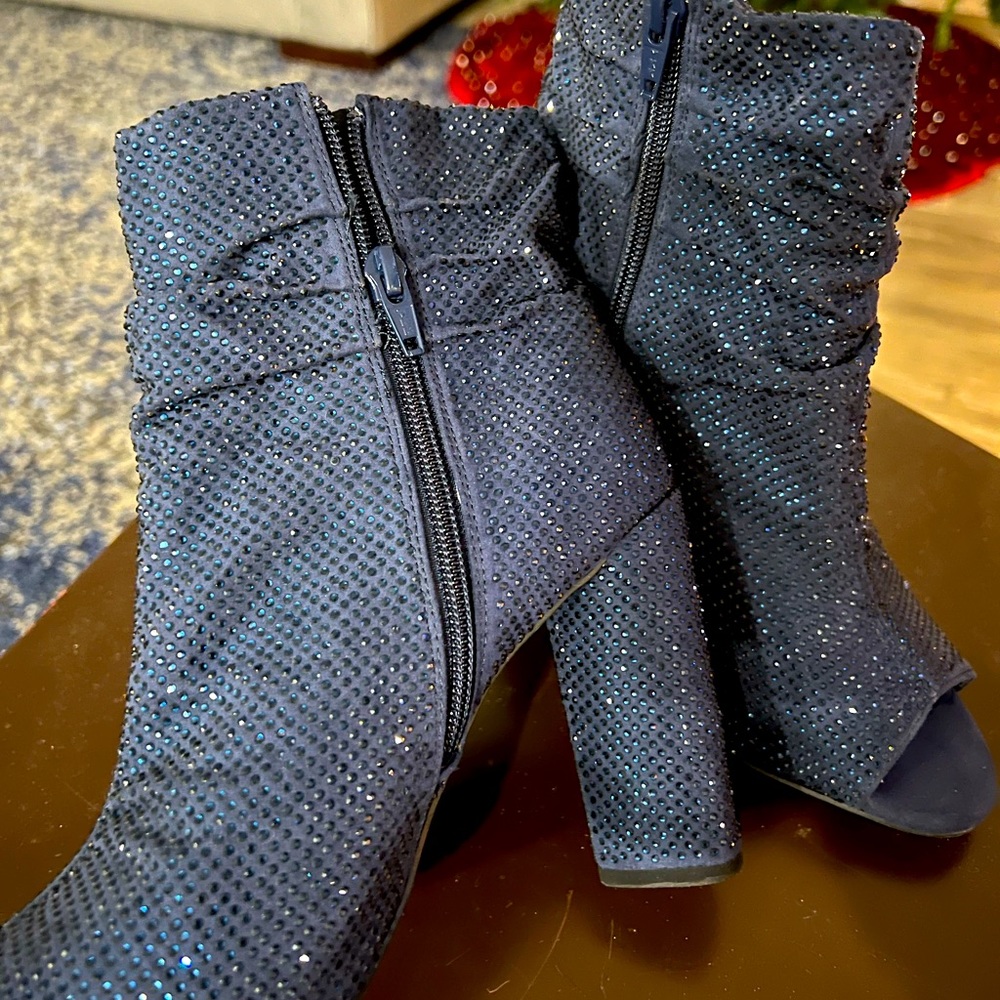 Blue sparkly peep toe Gianni Bini booties | tonssss of compliments
